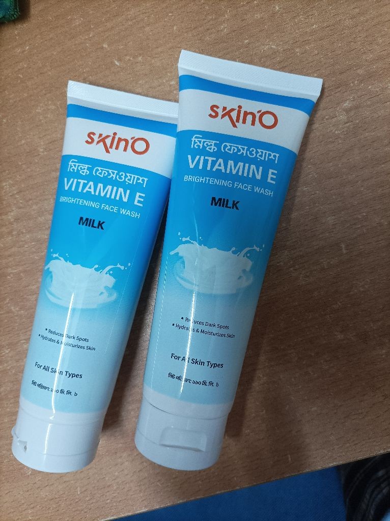 SkinO Vitamin E Brightening Facewash (Milk) 110ml